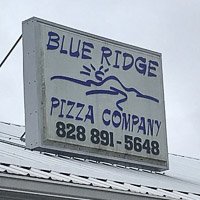 Fun things to do in Hendersonville NC : Blue Ridge Pizzain Hendersonville, NC. 